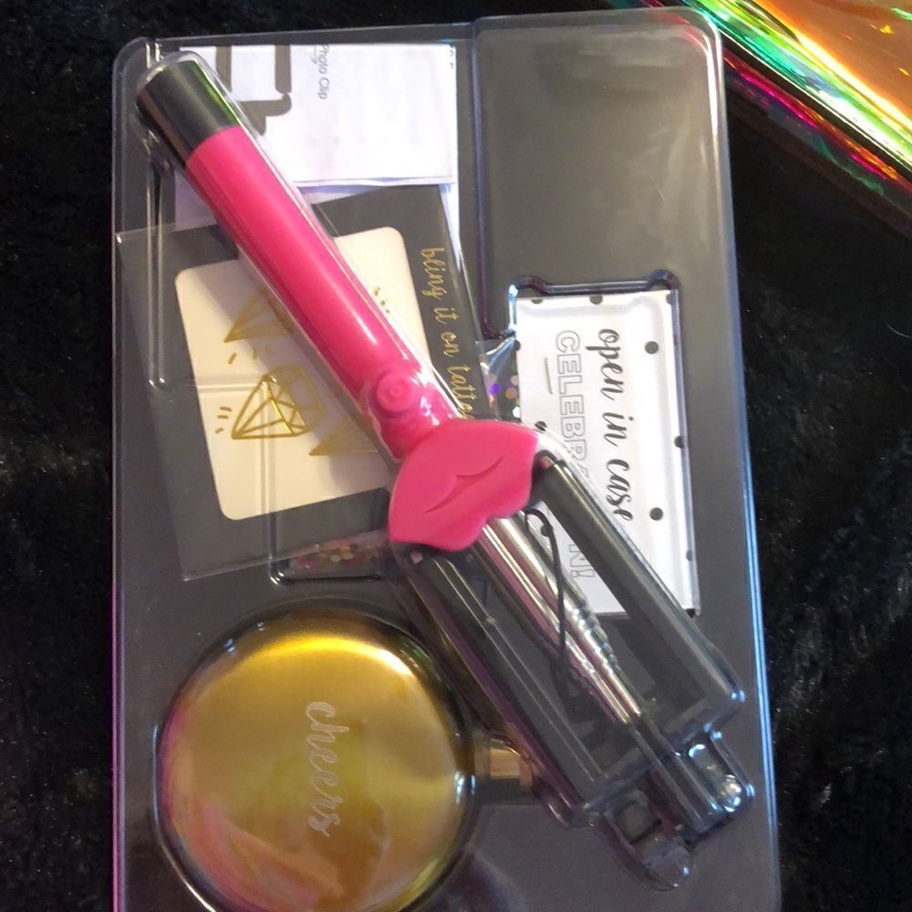 Girls night out party kit - Picture 3 of 4